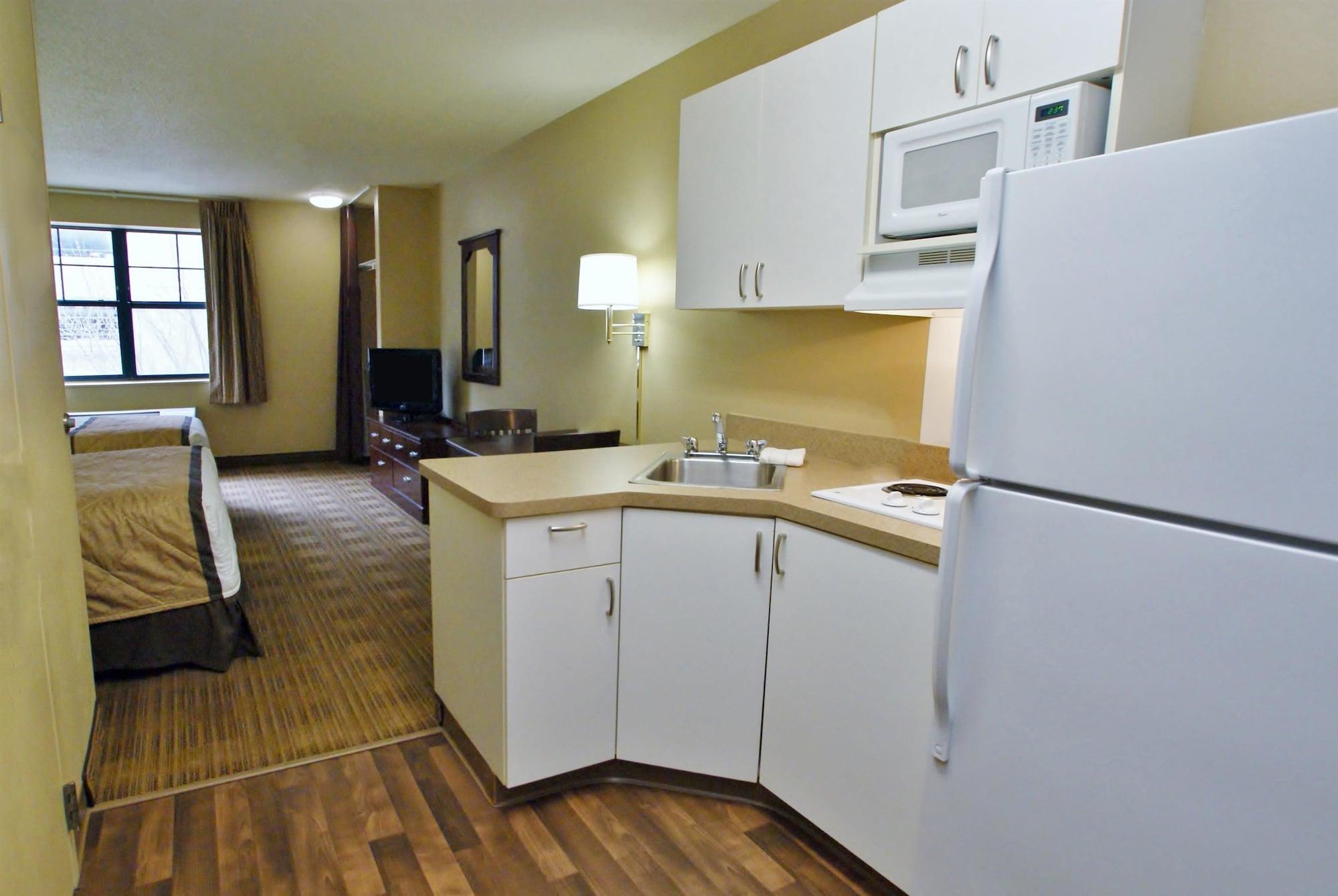 Extended Stay America Suites - Edison - Raritan Center Екстер'єр фото