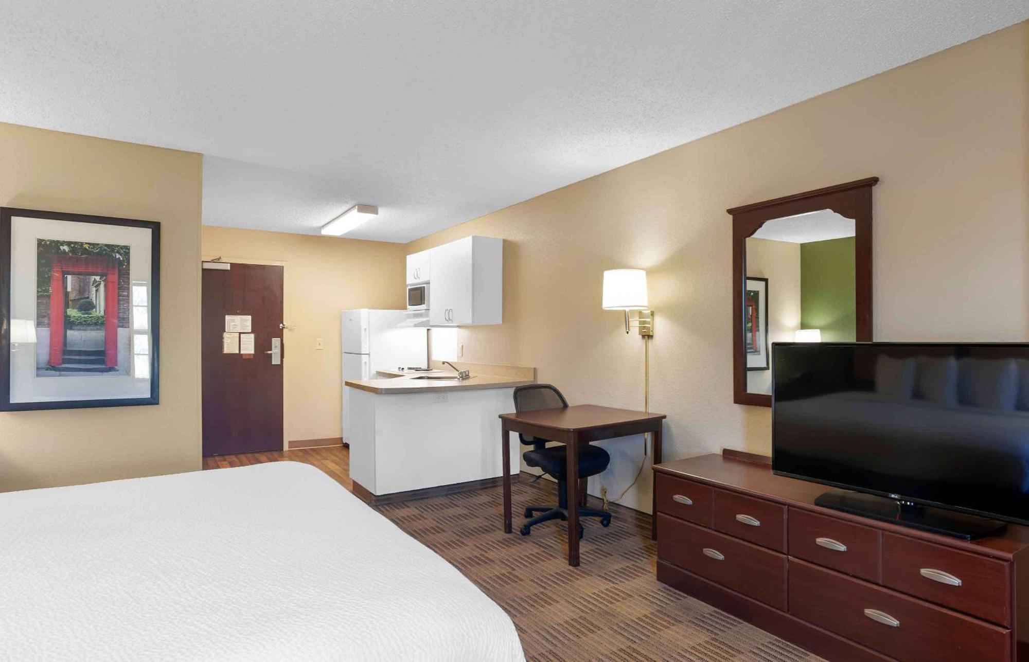 Extended Stay America Suites - Edison - Raritan Center Екстер'єр фото