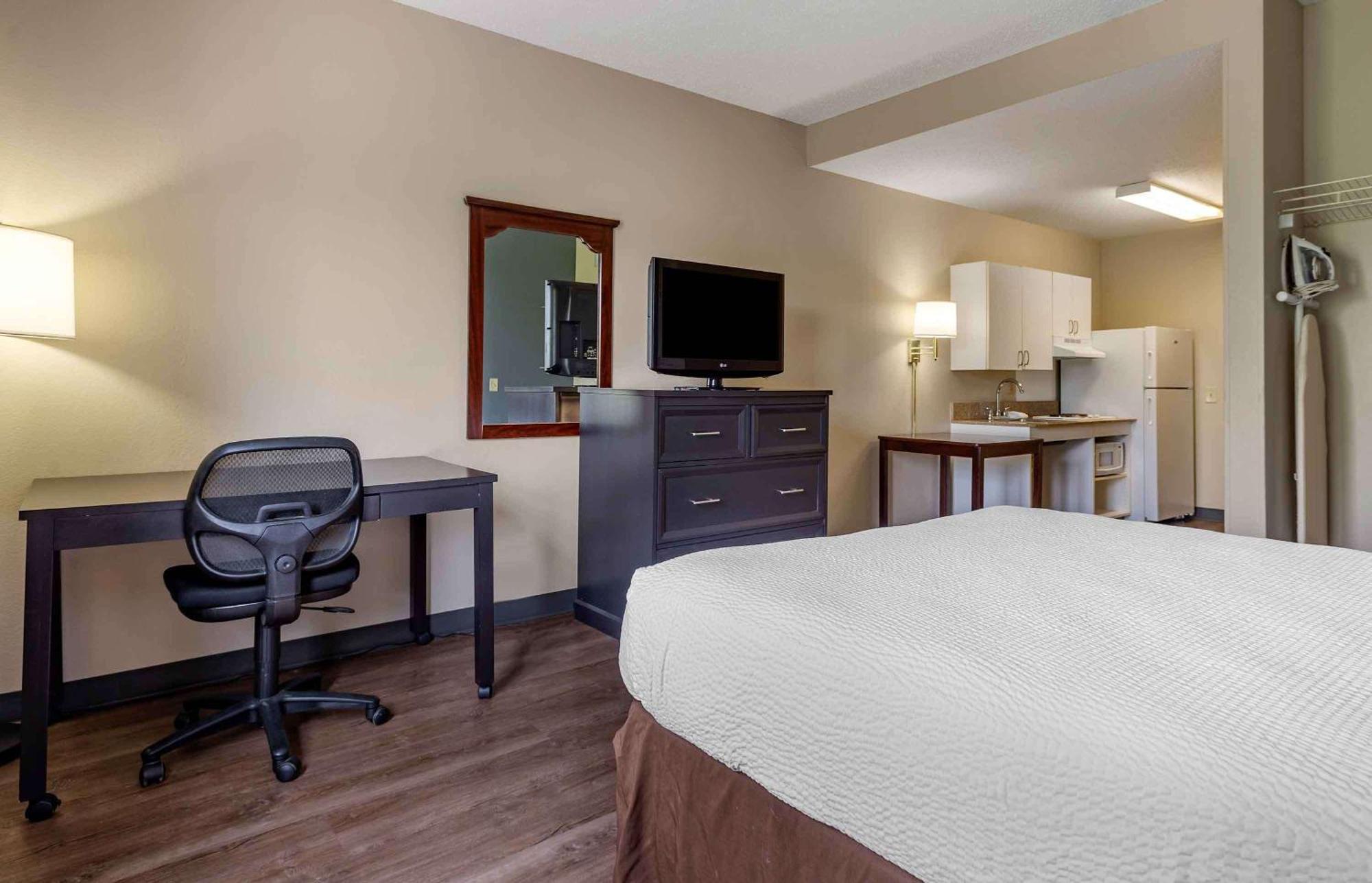 Extended Stay America Suites - Edison - Raritan Center Екстер'єр фото